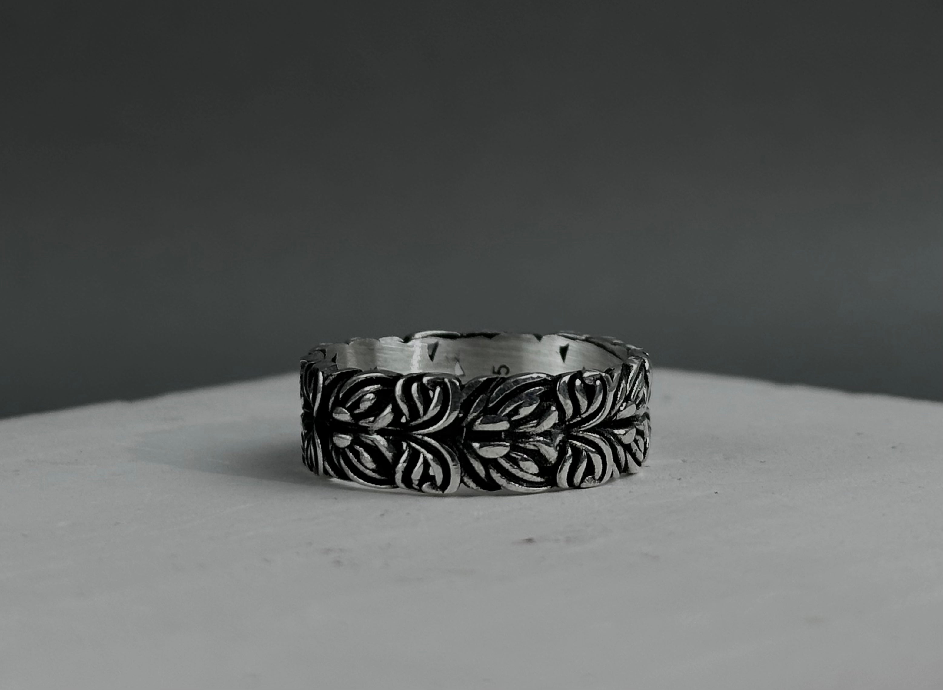 Botanical Leaf Sterling Silver Wedding Band – Marriage Ring