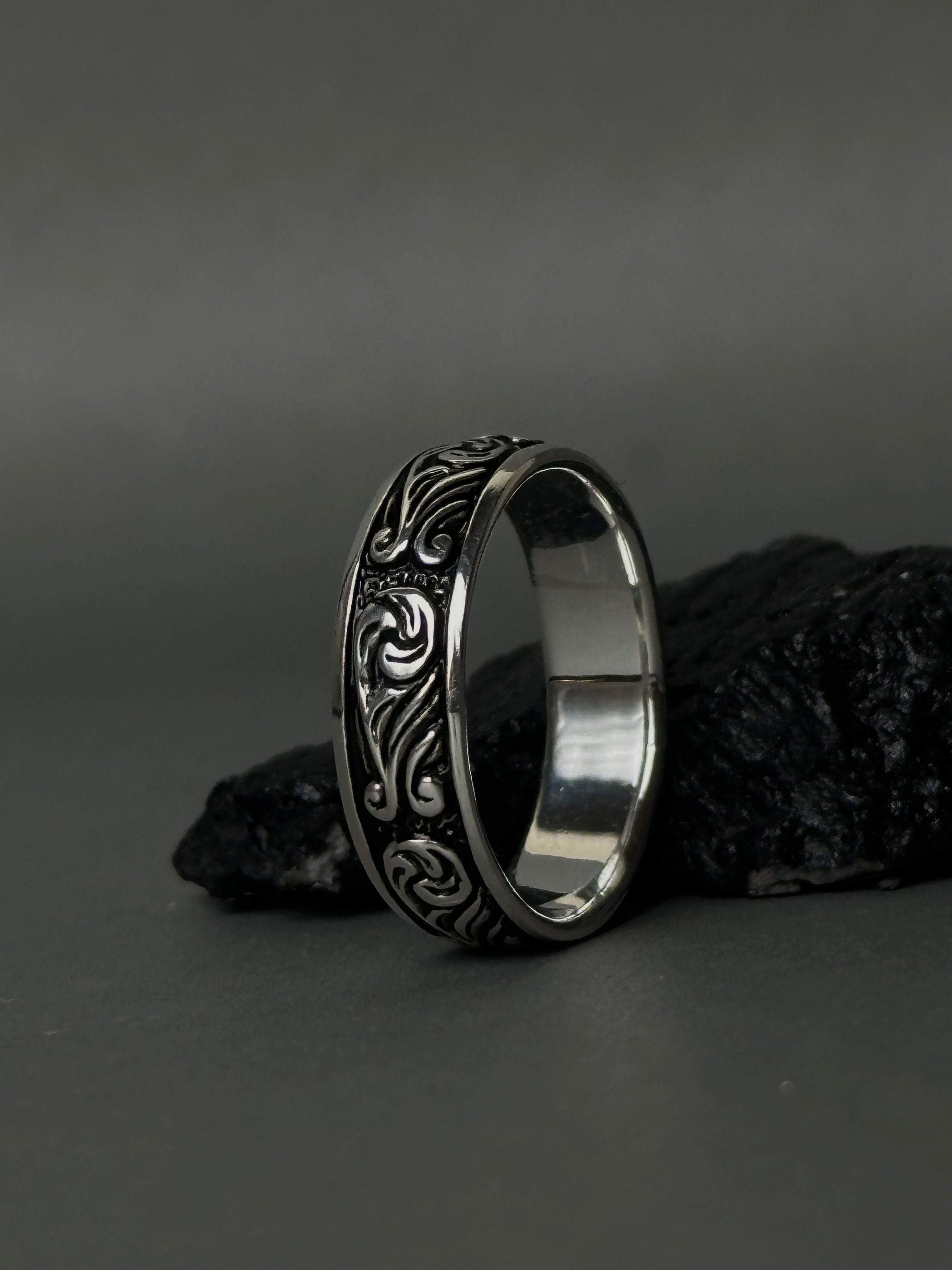 Scroll Band Ring – Antiqued Vintage Filigree Swirl Ring for Men & Women