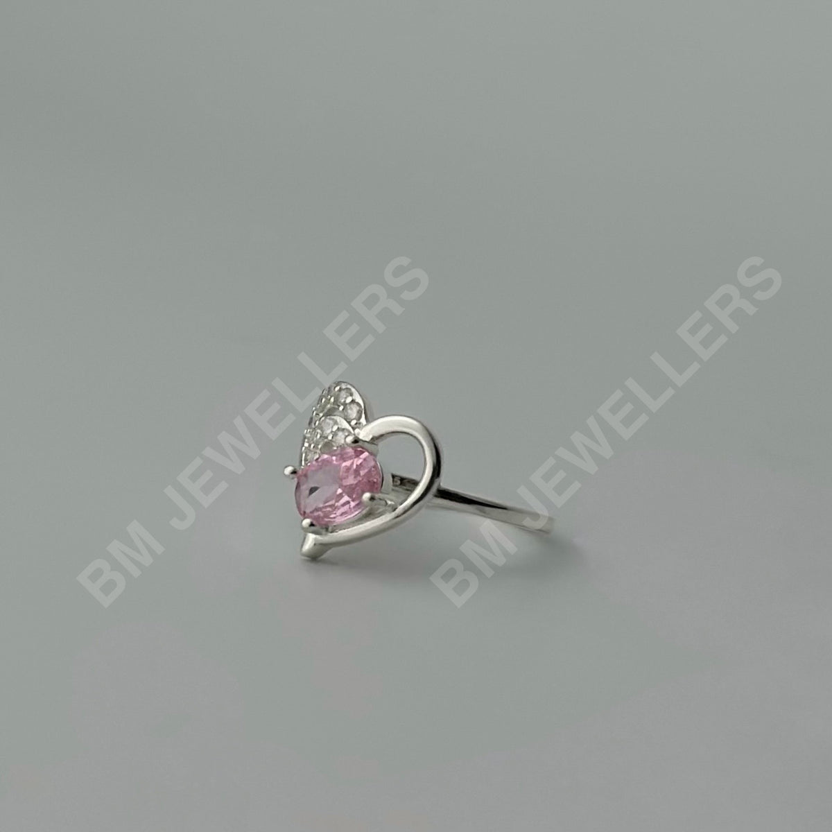 "The Pink Heart" Oval Pink Sapphire - BM Jewellers