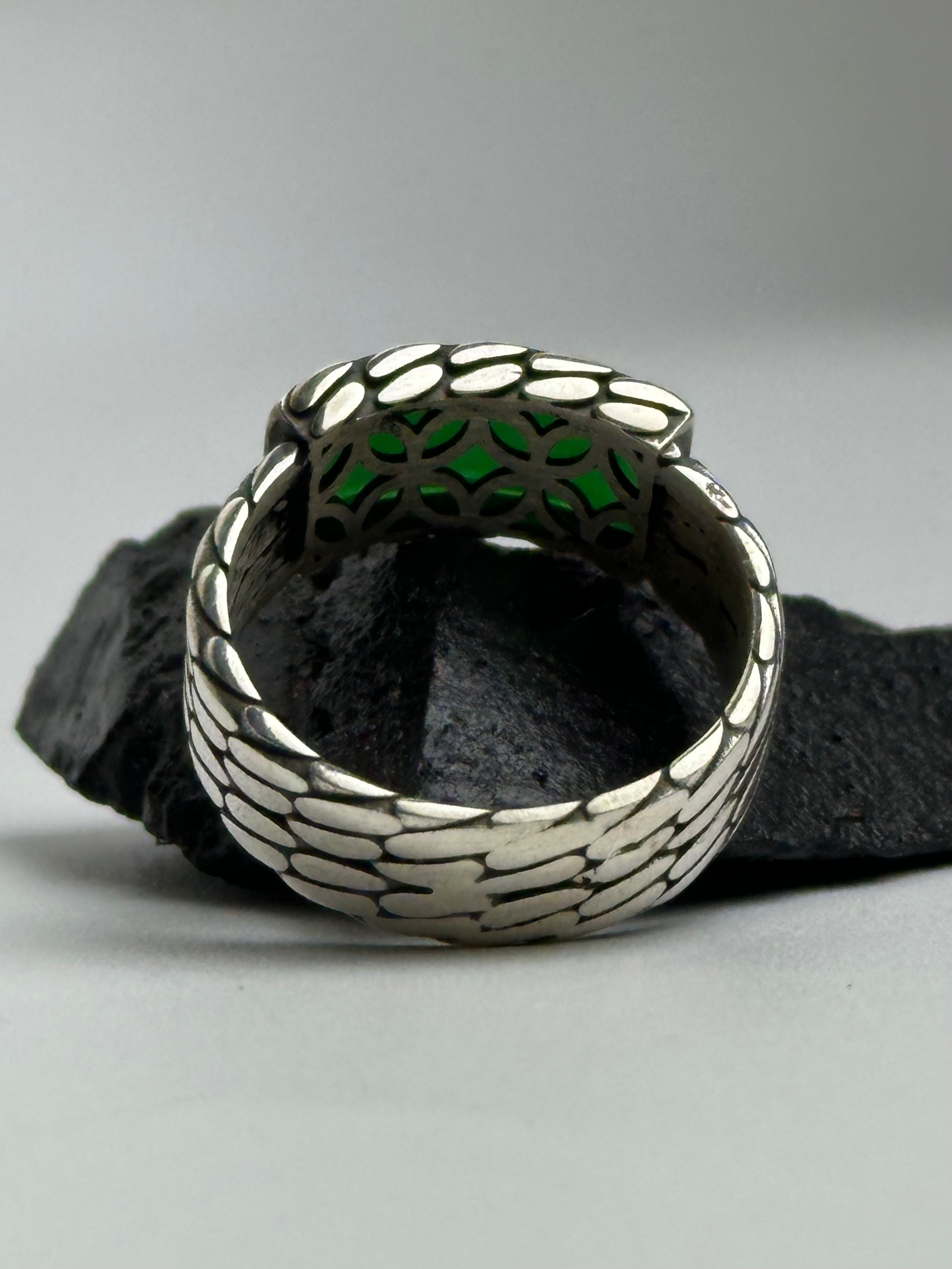 Men's Rectangle Green Agate Sterling Silver Ring - Minimalist Band