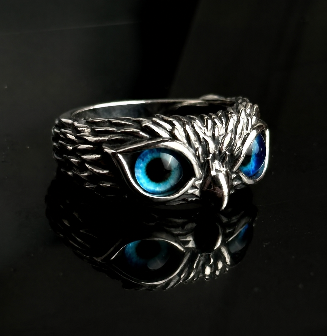 925 Sterling Silver Owl Ring with Synthetic Blue Agate Eyes