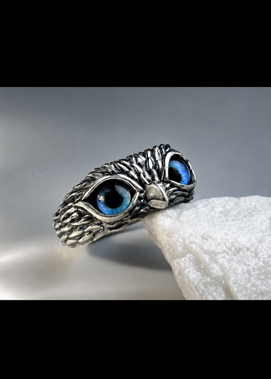 925 Sterling Silver Owl Ring with Synthetic Blue Agate Eyes