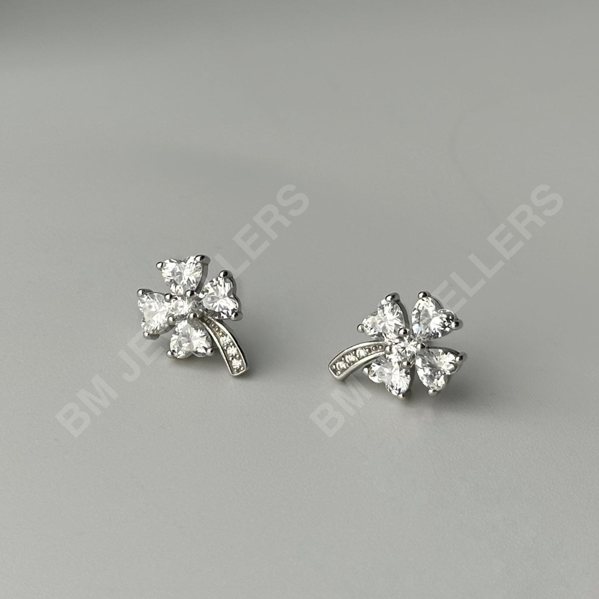 The Heart Petal Clover Set By BM Jewellers